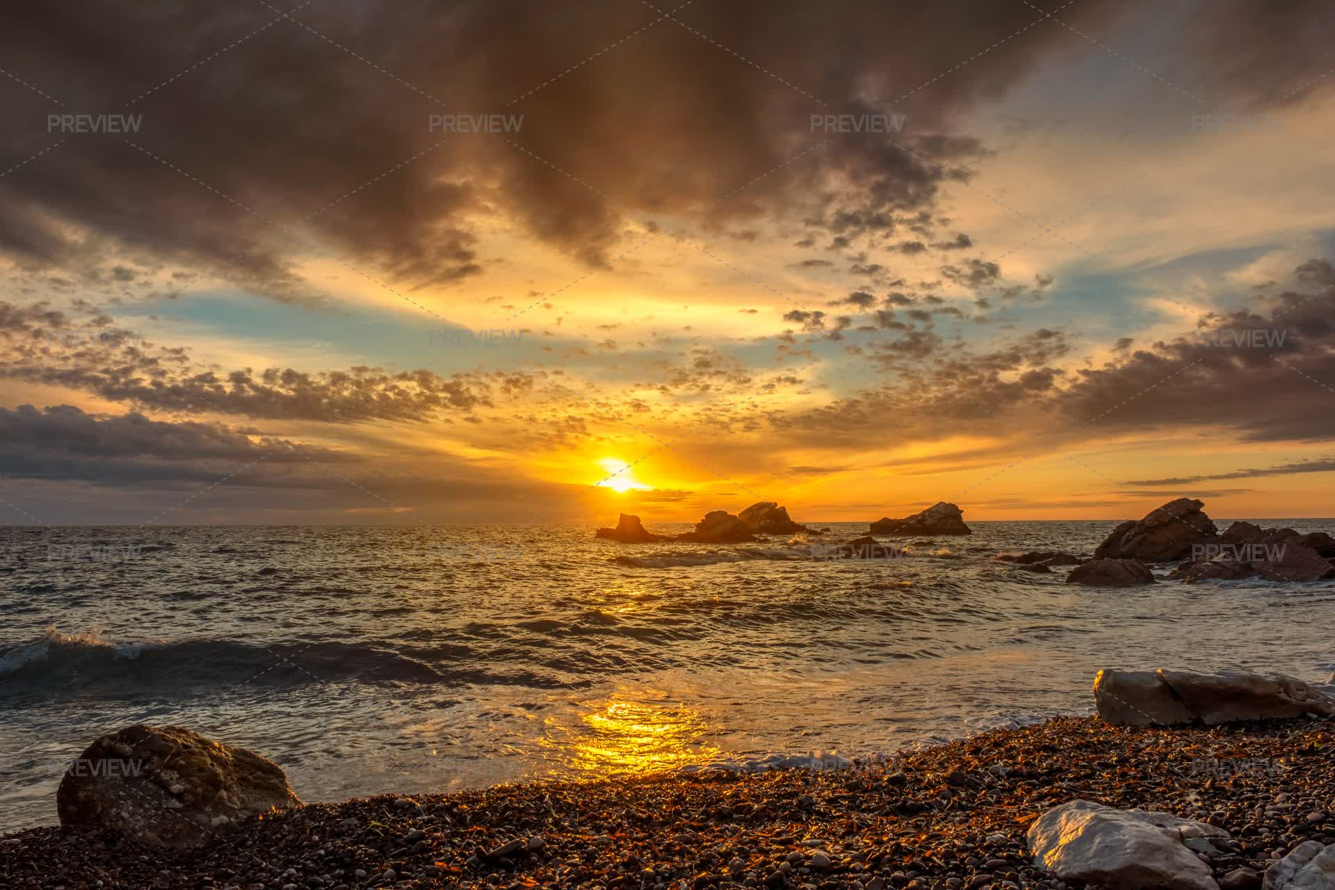 Sea Rocks Sun Set Rocks Sunset Sky Stunning Beach Sunset With Vibrant Sky And Rocks