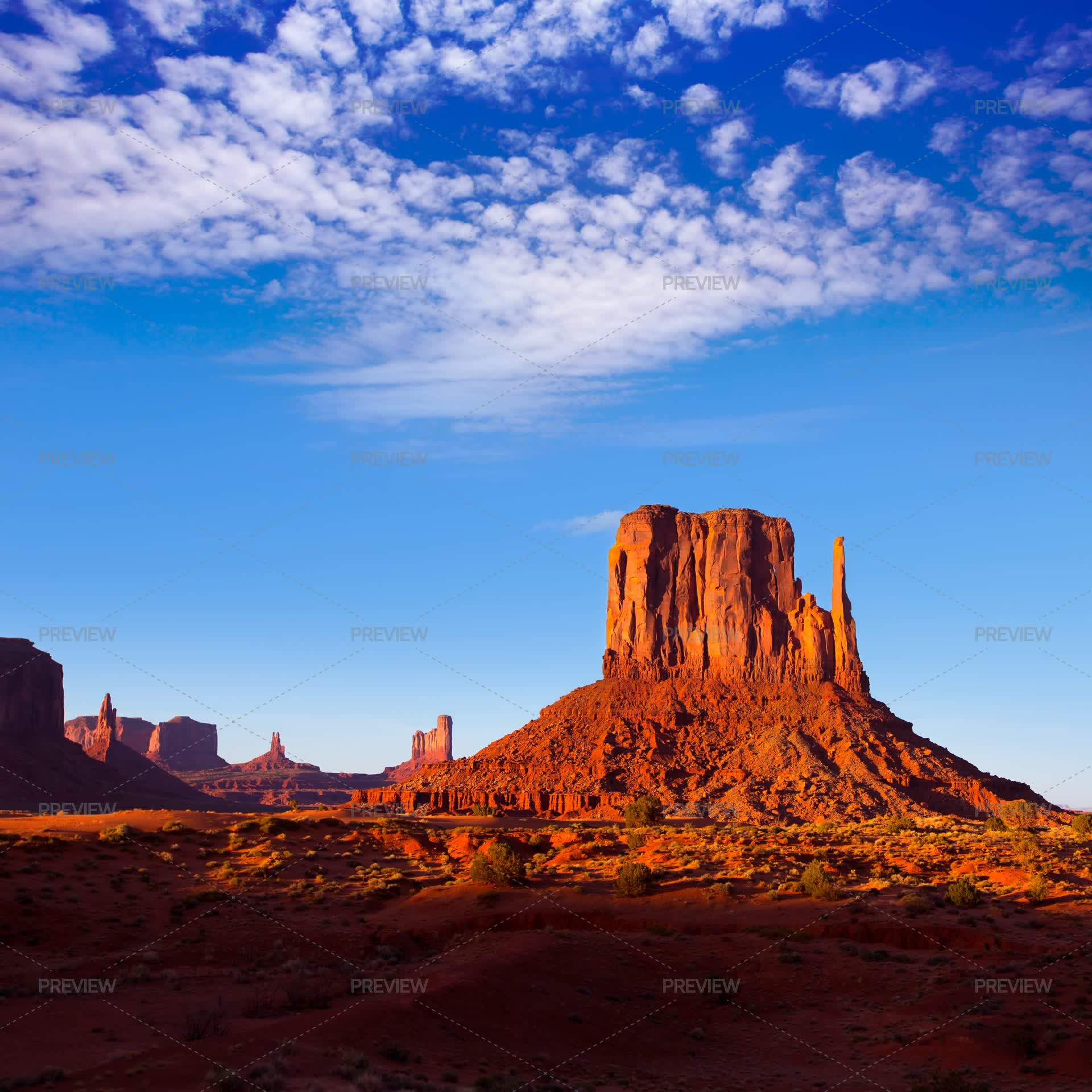 Utaj Array Monument Valley West Mitten Butte Utah - Stock Photos | Motion Array