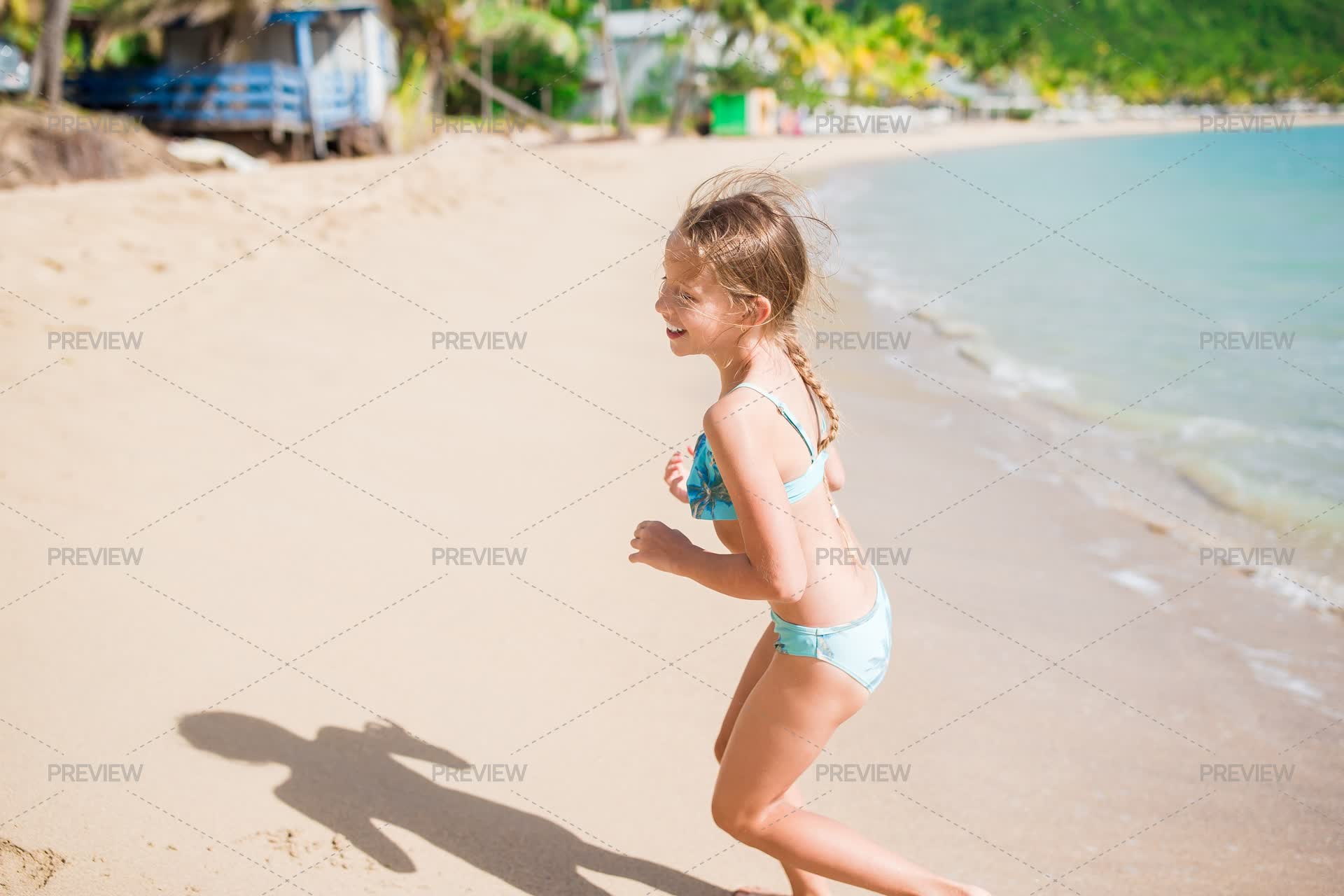 little girls playing nude